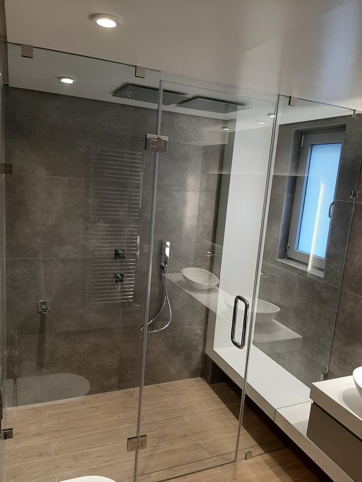 Ανοιγόμενη ντουζιέρα 10