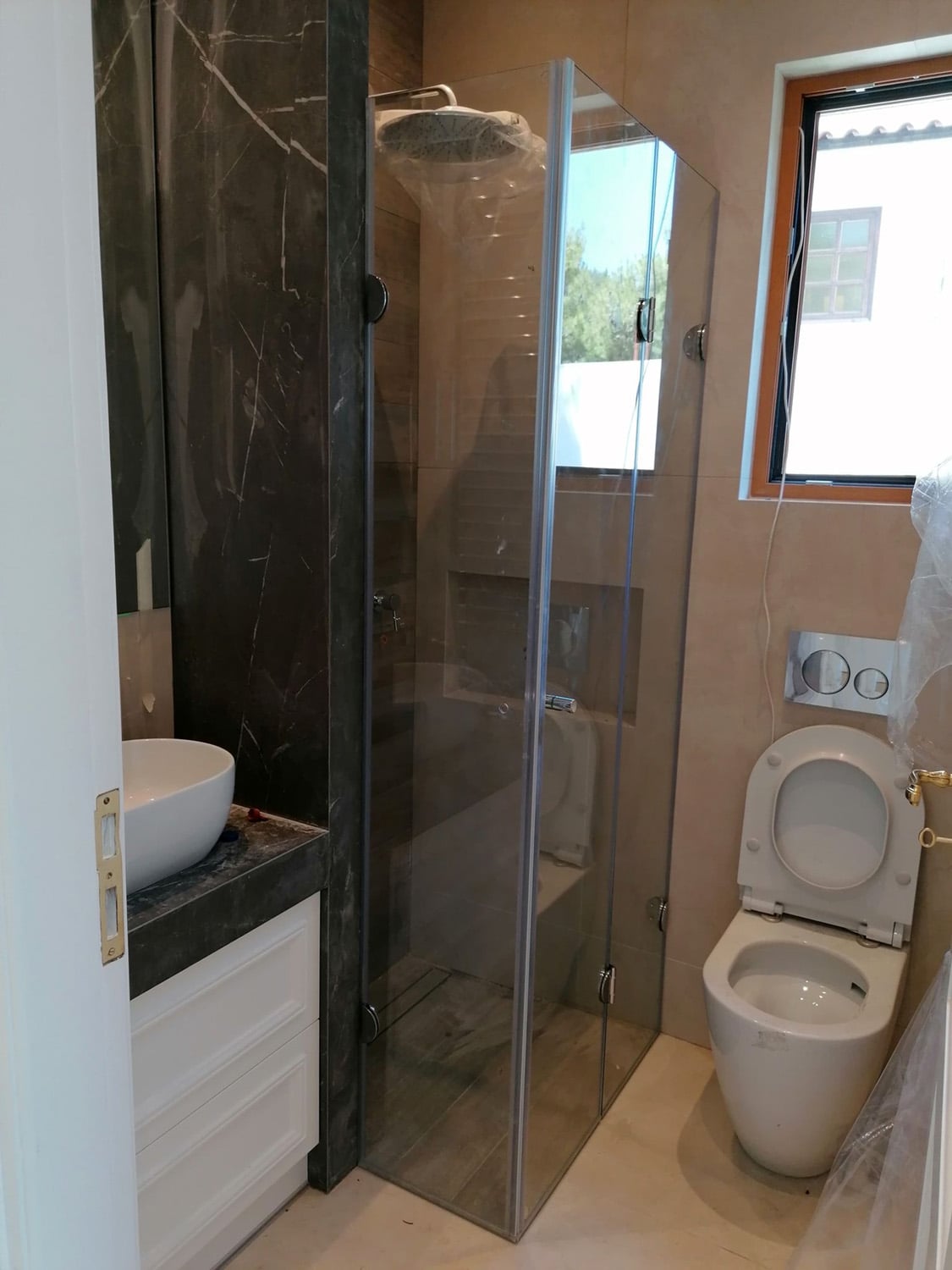 Ανοιγόμενη ντουζιέρα 14