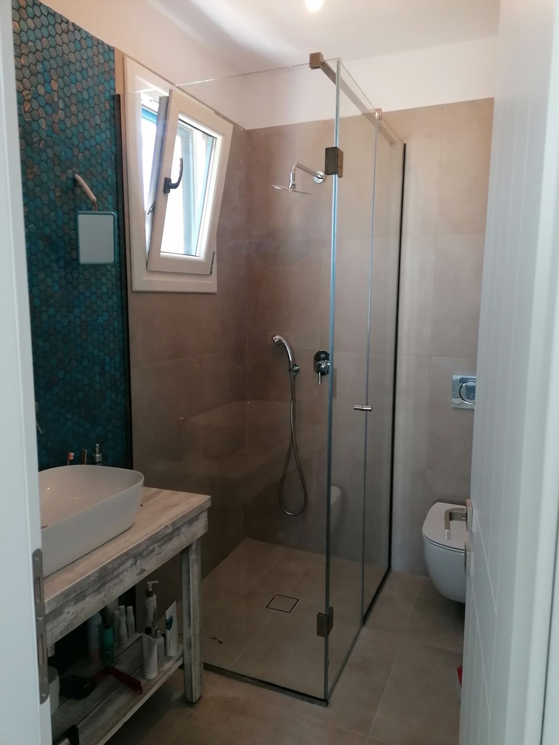 Ανοιγόμενη ντουζιέρα 17