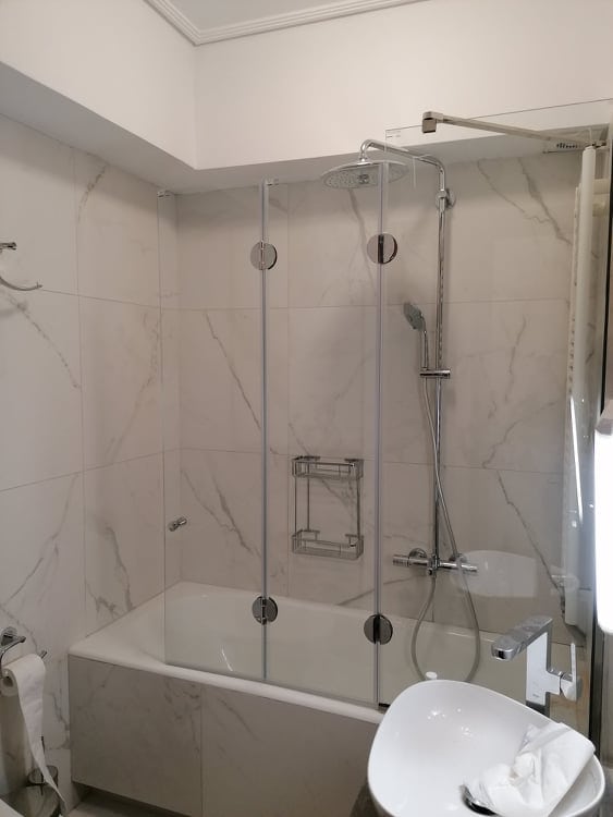 Ντουζιέρα σπαστή 21