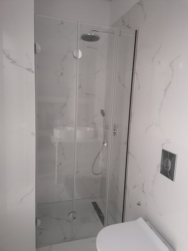 Ντουζιέρα σπαστή 25