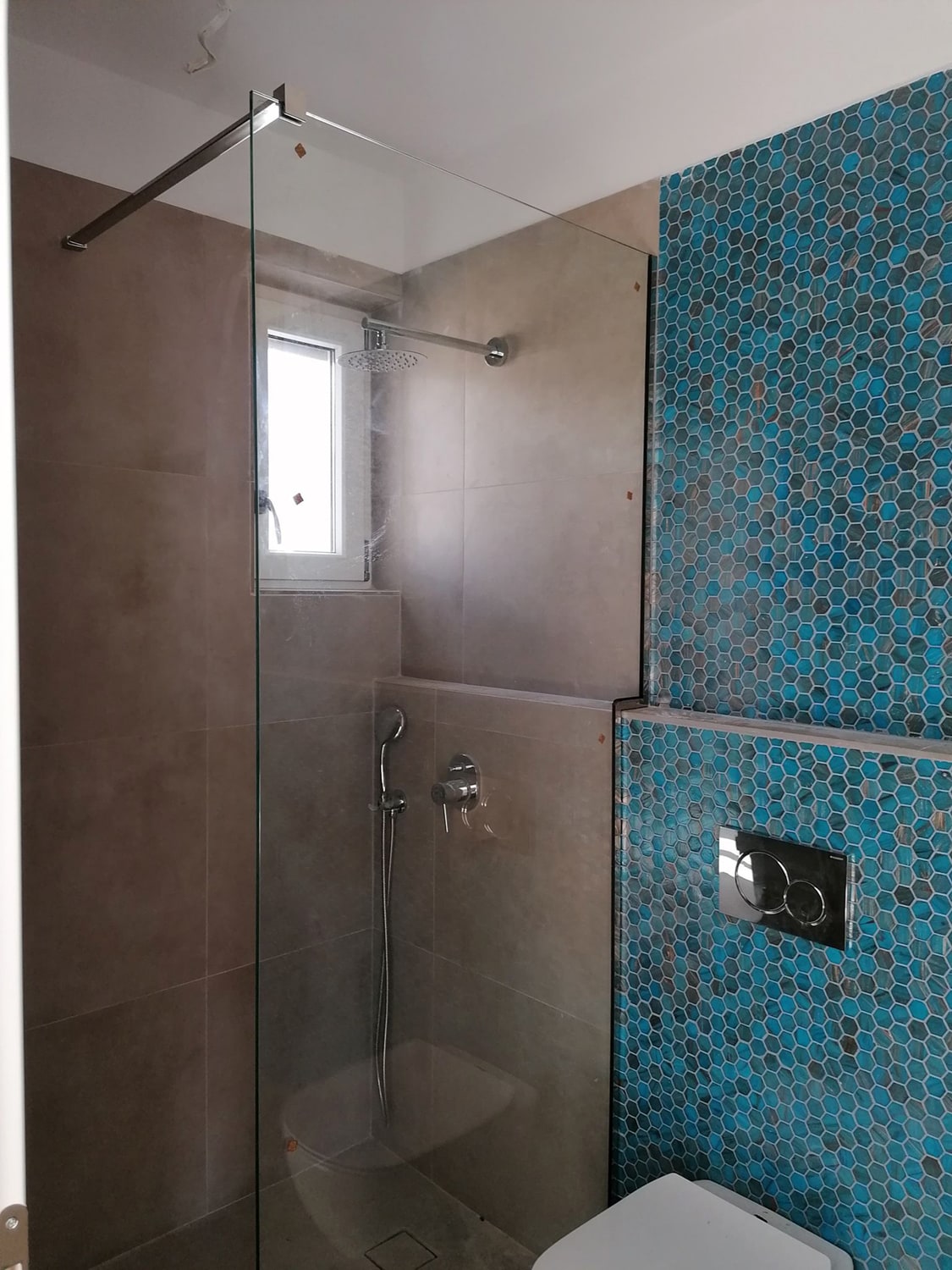 Σταθερό γυαλί για ντουζιέρες - 15