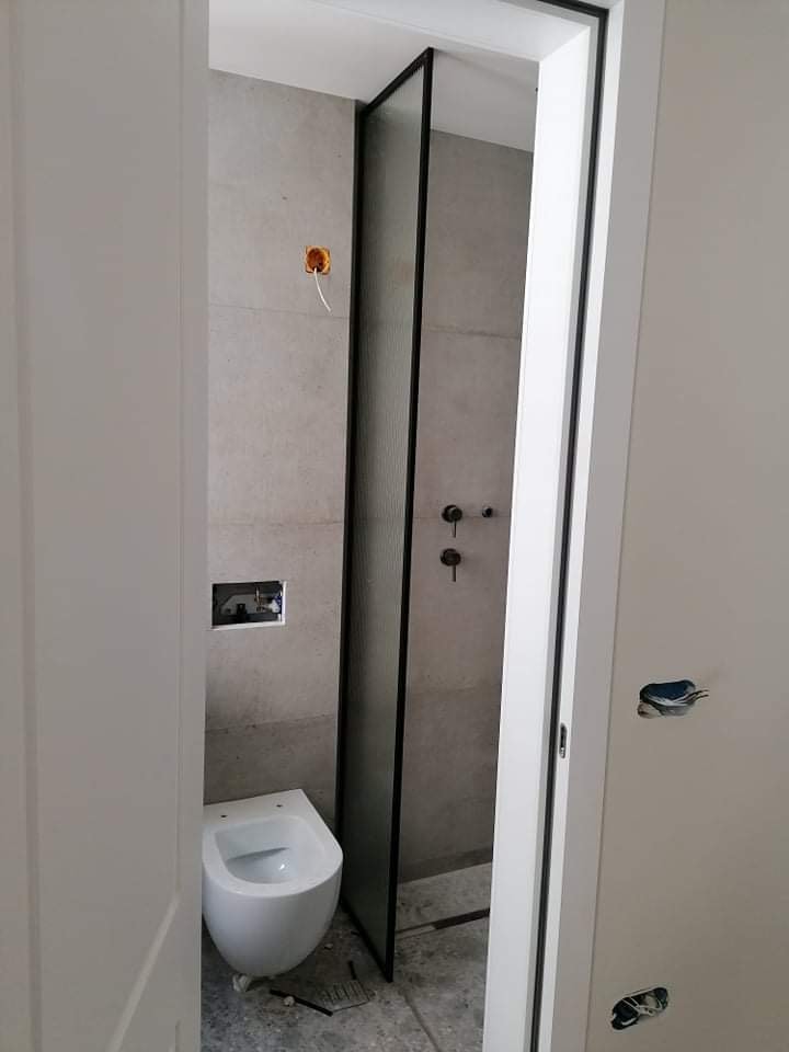 Σταθερό γυαλί για ντουζιέρες - 26