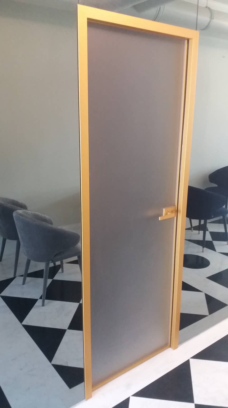 Ανοιγόμενη Εσωτερική Πόρτα 19