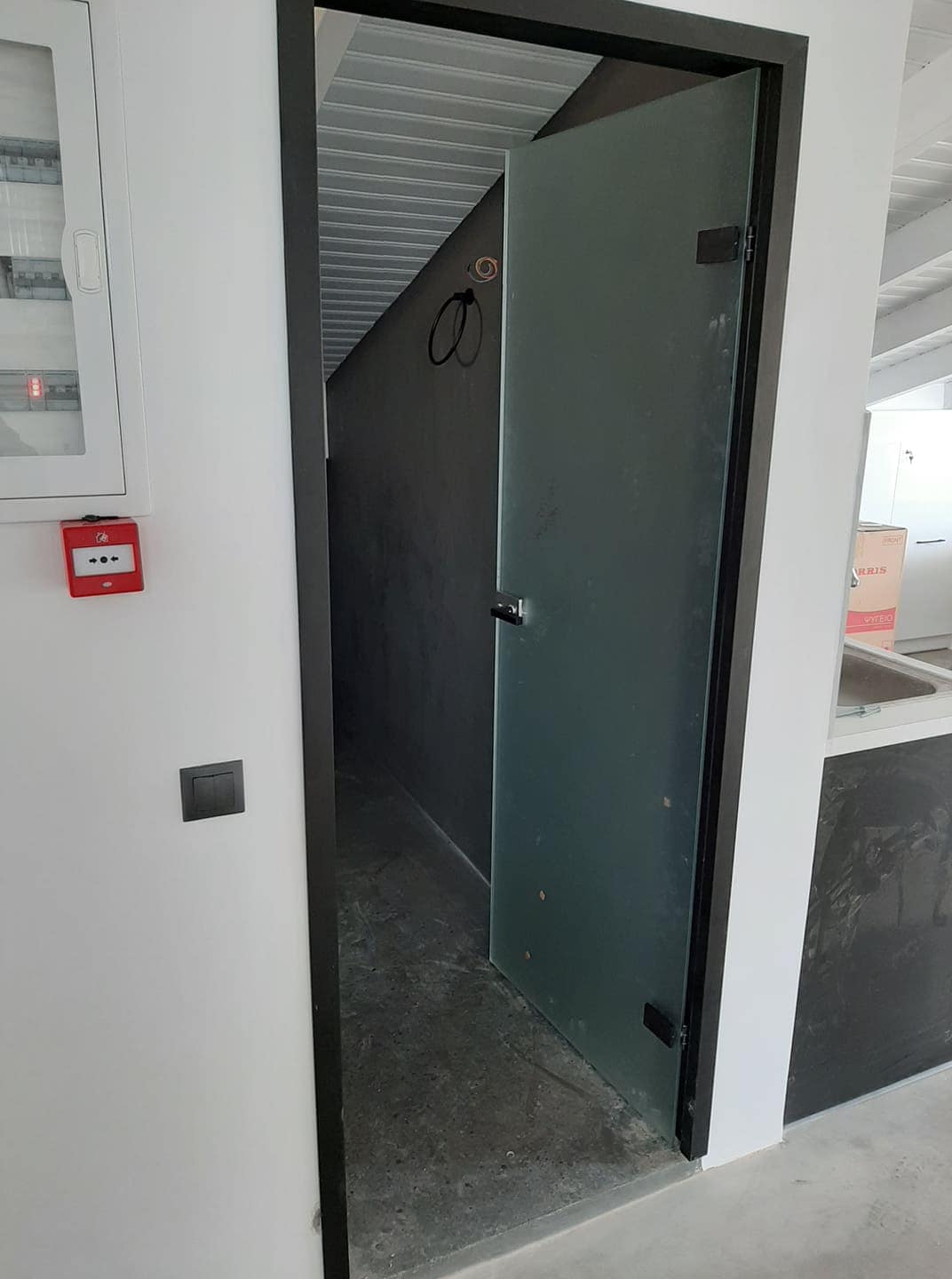 Ανοιγόμενη Εσωτερική Πόρτα 22