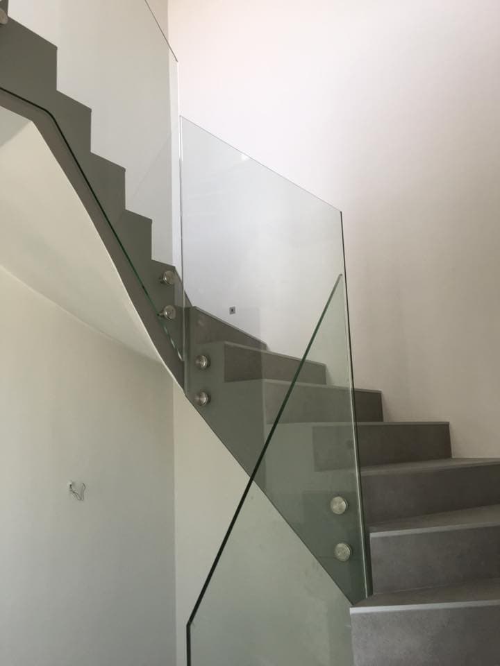 Γυάλινα Προστατευτικά για Σκάλες - 2