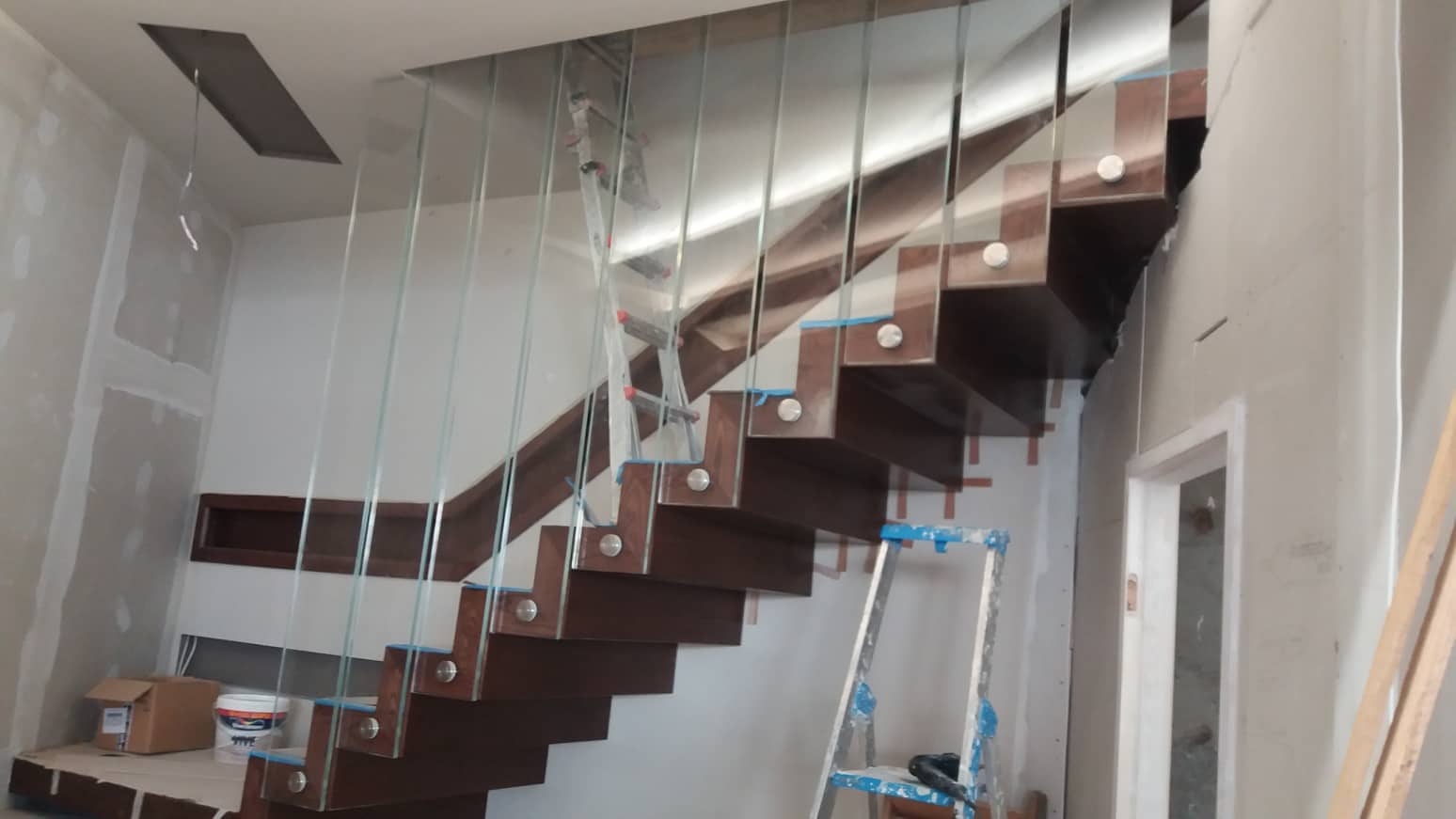 Γυάλινα Προστατευτικά για Σκάλες - 4